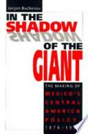 Libro In the Shadow of the Giant